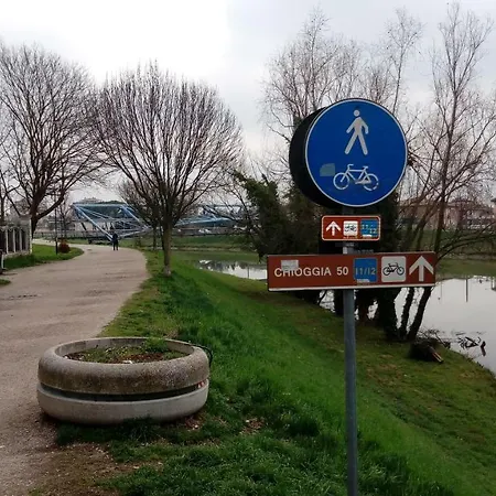 Vicino Al Prato Della Valle Intero Parcheggio Facile Di Fronte Apartamento Padua