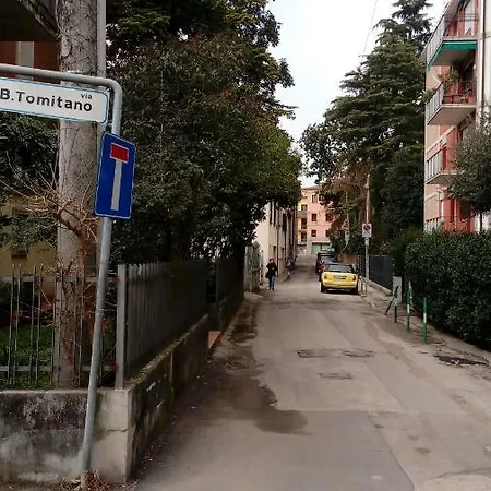 Apartamento Vicino Al Prato Della Valle Intero Parcheggio Facile Di Fronte *