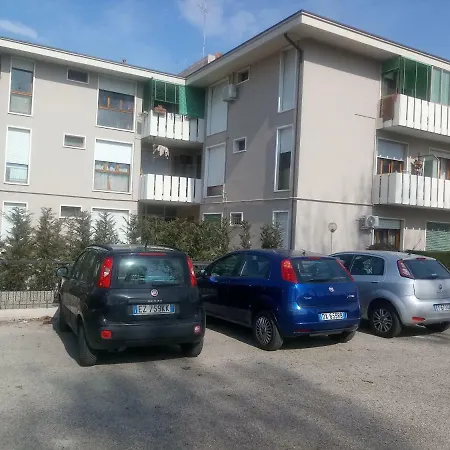 Apartmán Vicino Al Prato Della Valle Park Free ! Intero Parcheggio Facile Di Fronte Padova